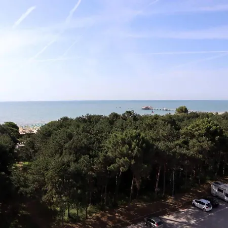 Comfy Studio With Terrace And Stunning Seaview Apartamento Lignano Sabbiadoro