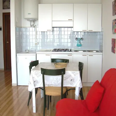 Comfy Studio With Terrace And Stunning Seaview