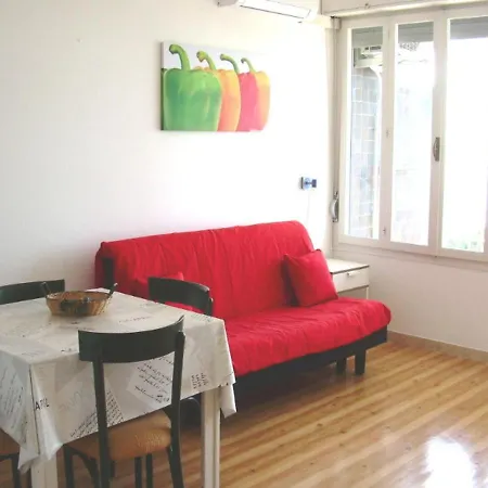 Comfy Studio With Terrace And Stunning Seaview *